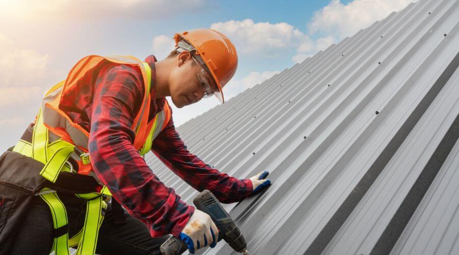 Professional Emergency Roof Repairs services in Lineville, AL